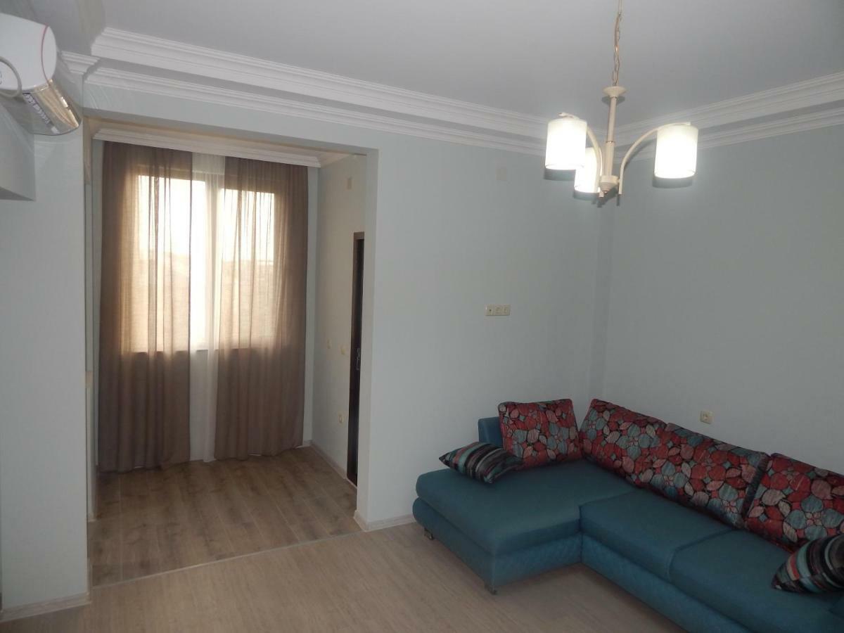 Hotel My House Batumi Exterior foto
