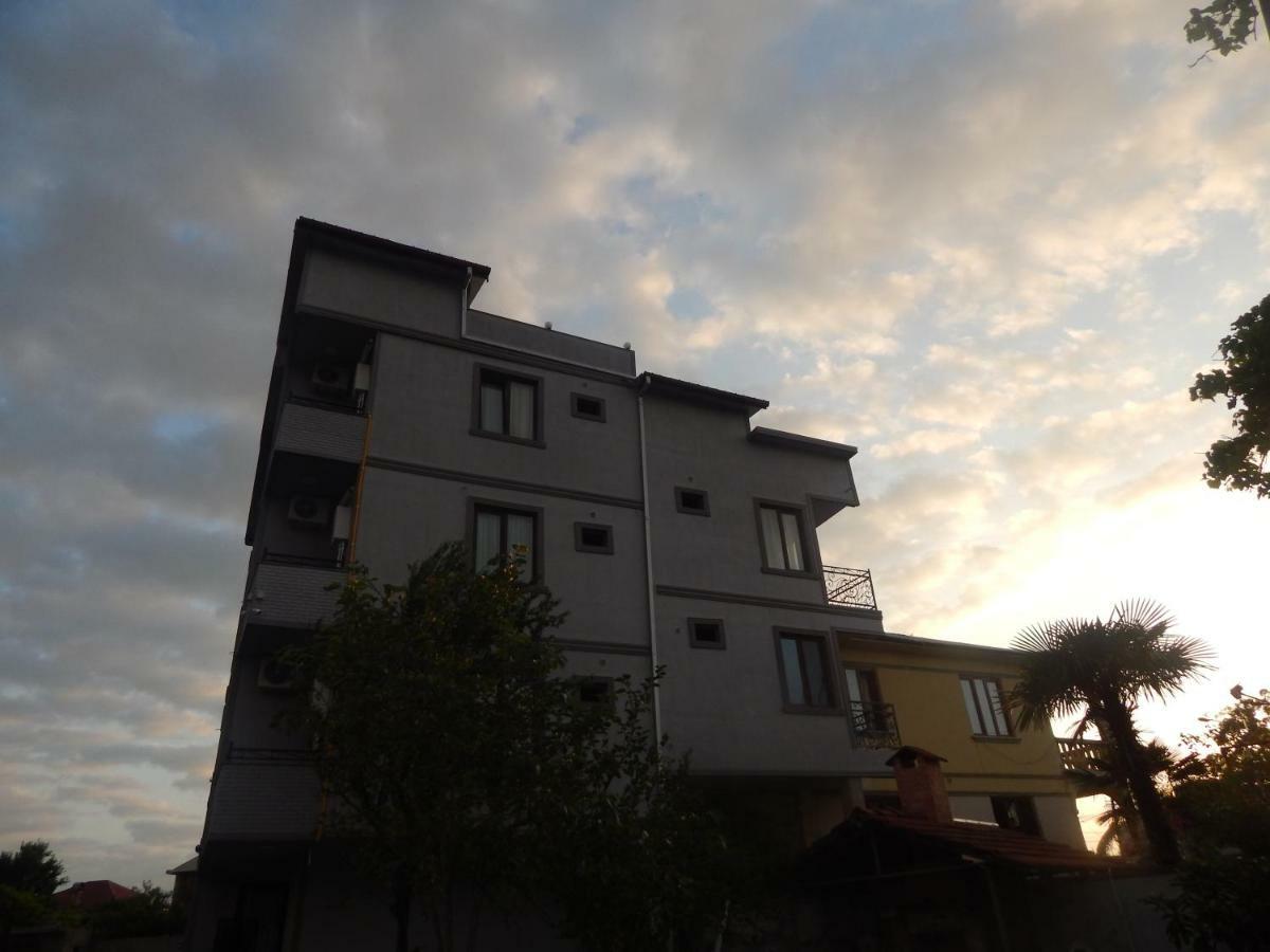 Hotel My House Batumi Exterior foto