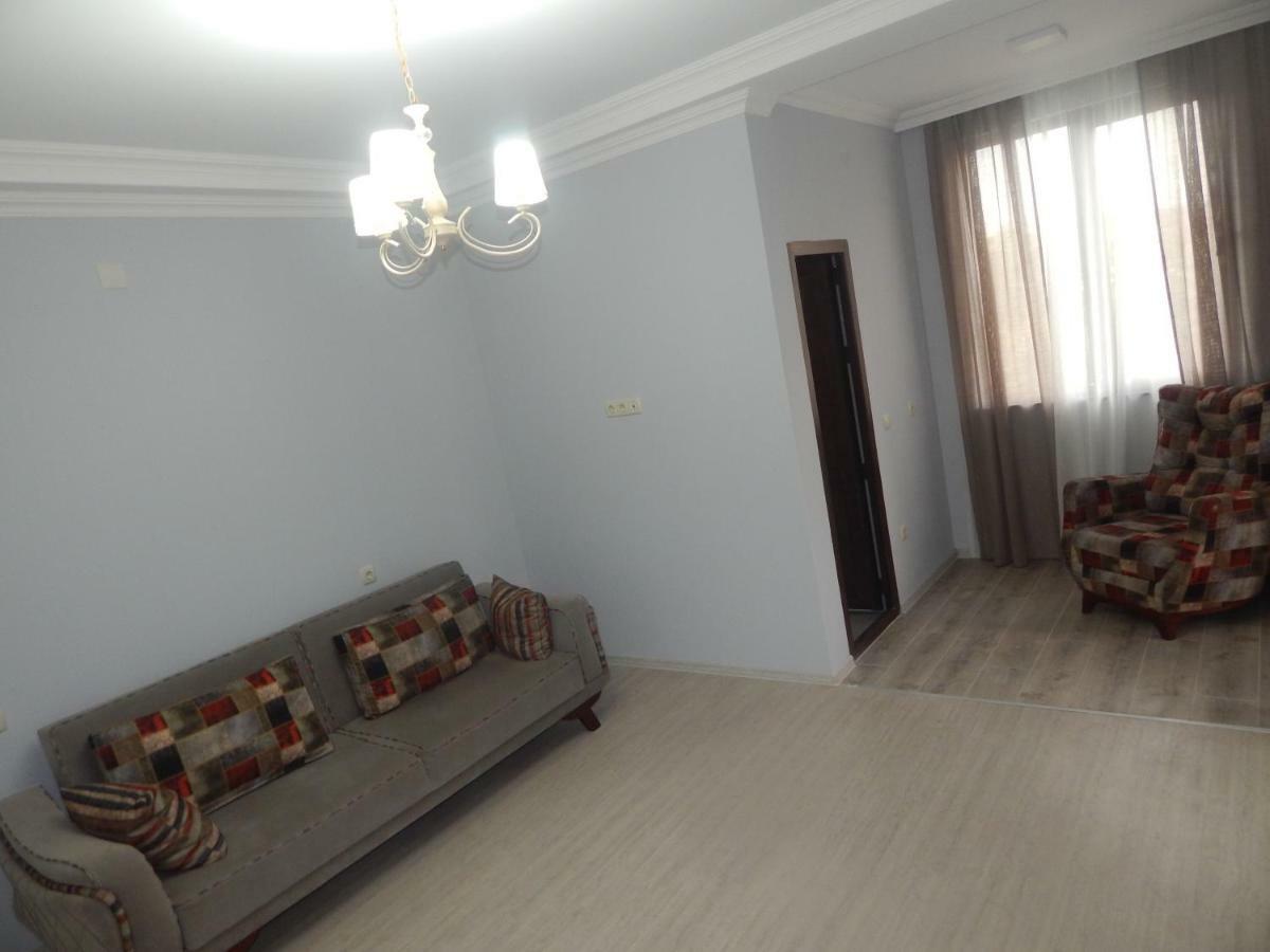 Hotel My House Batumi Exterior foto