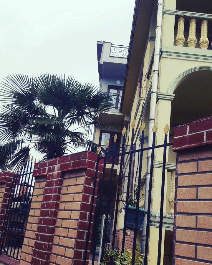 Hotel My House Batumi Exterior foto