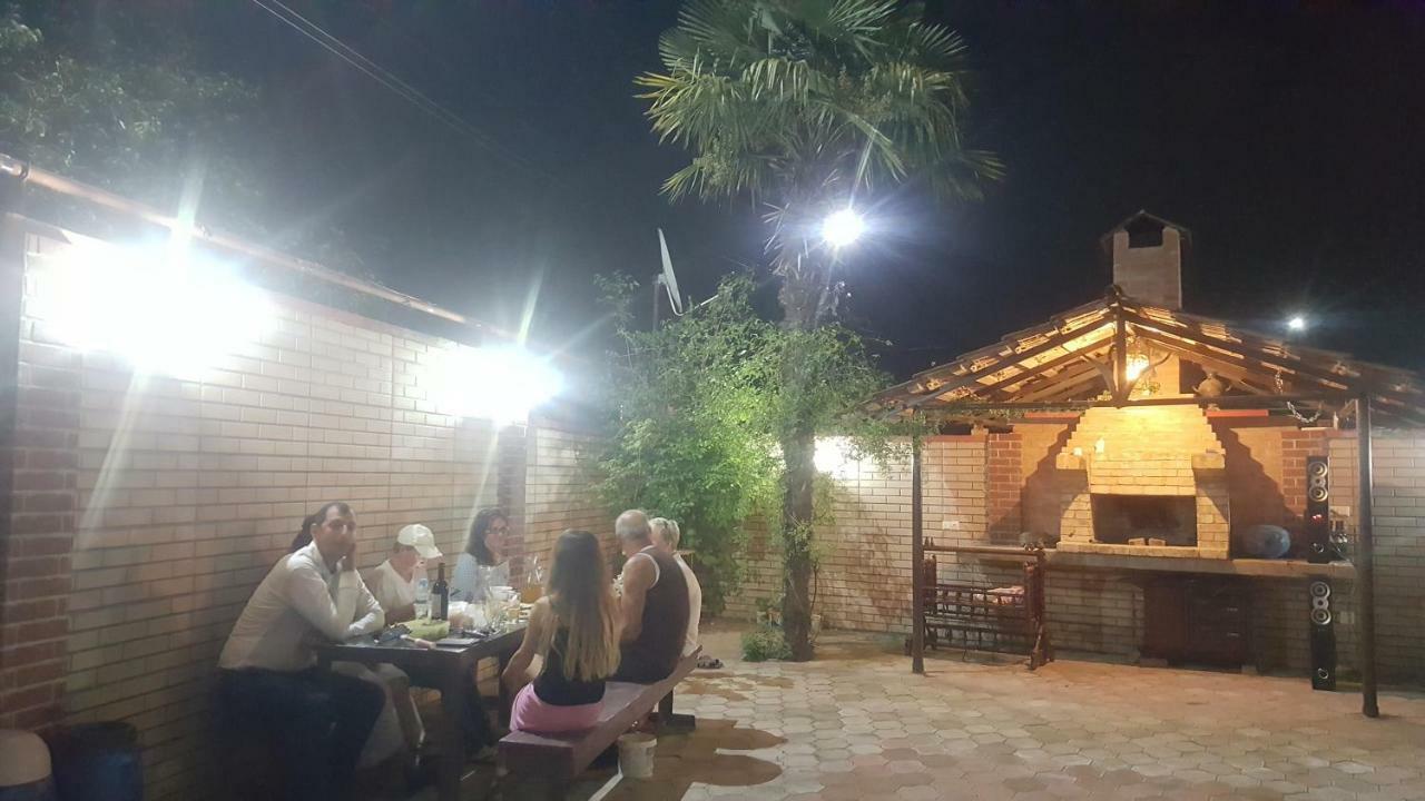 Hotel My House Batumi Exterior foto